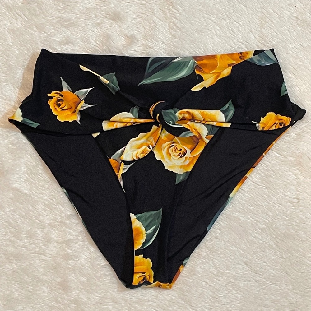 Onia WeWoreWhat Riviera Bottoms High Waisted Floral Bikini Bottoms S
Resortwear